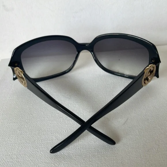 ❌SOLD ❌Authentic Sunglasses Gucci. - Picture 11 of 15